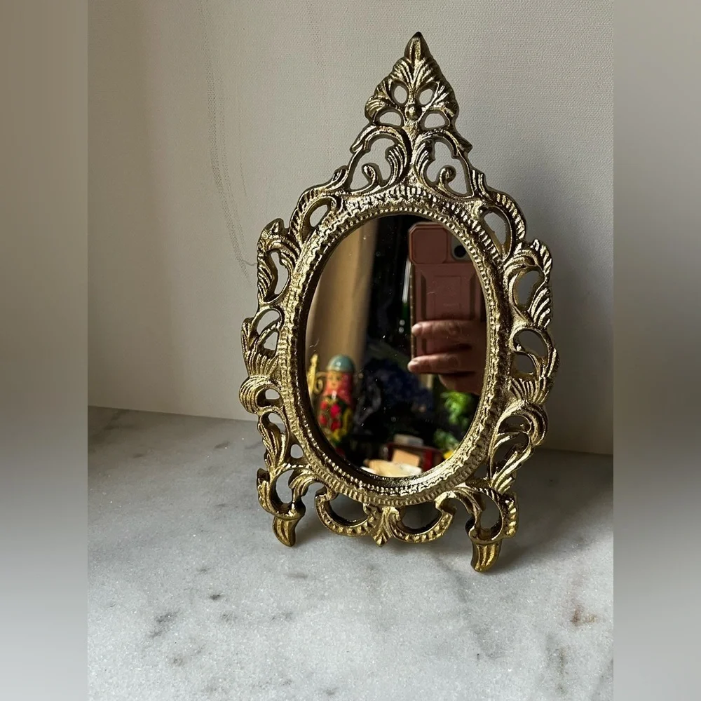 Ornate Vanity Mirror Oval metal Frame Scrollwork Tabletop Stand..